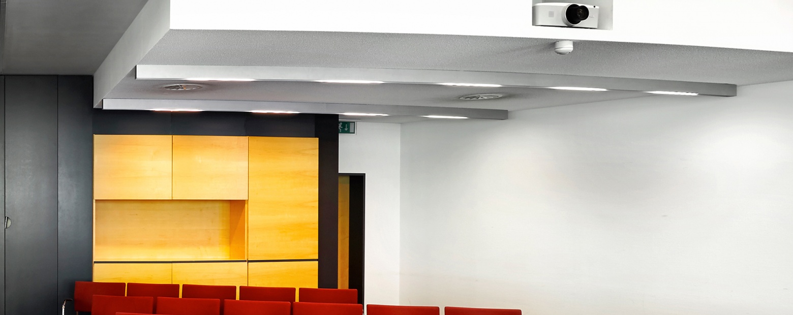 Slider 2 1 6 Stenzelberg slide 01