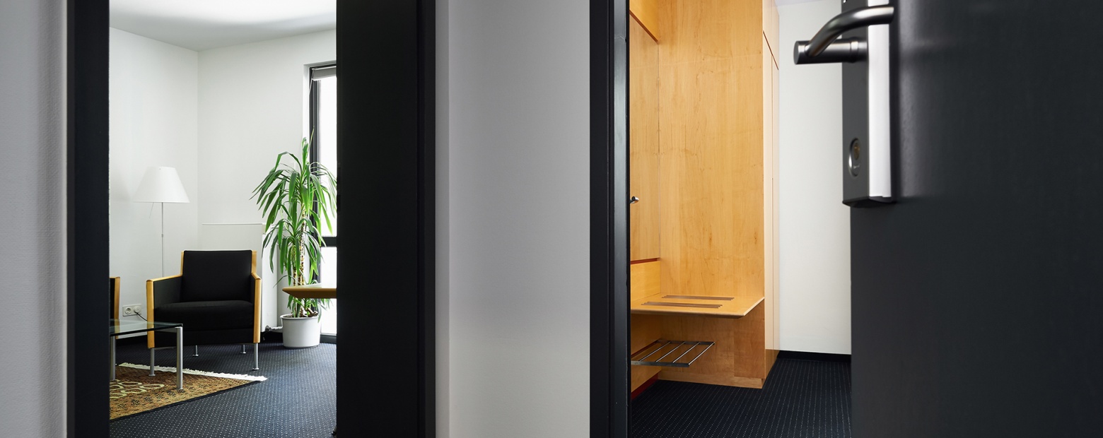 Slider Location Suite slide 04